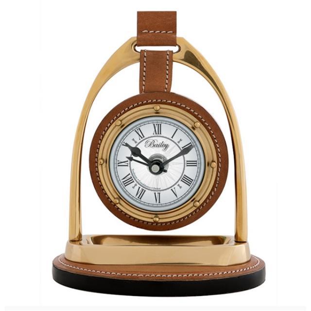 Часы Eichholtz Bailey Equestrian коричневые на VALLES.TOP