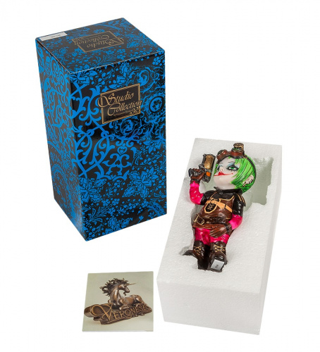 Статуэтка Veronese Девочка с револьвером WS-396 на VALLES.TOP