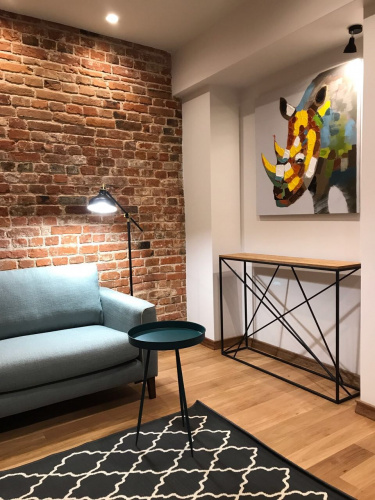 Консоль Intelligent Design Wilson line black светлый дуб на VALLES.TOP