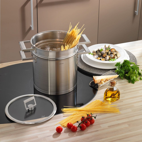 Крышка CRISTEL Strate fixed handle с опускной фиксированной ручкой, диаметр 14 см на VALLES.TOP