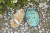 Подложка Burgon & Ball Flora and Fauna под колени на VALLES.TOP