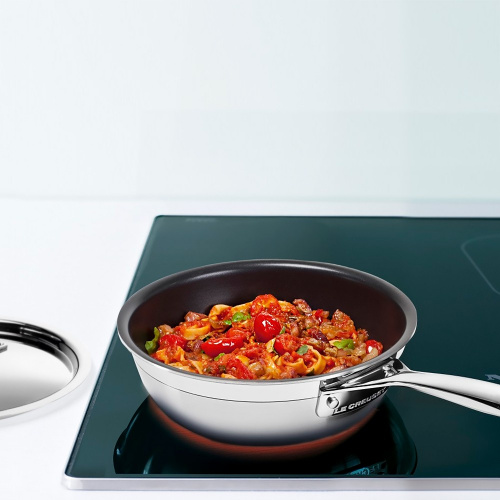 Сковорода Le Creuset с крышкой, с антипригарным покрытием, нержавеющая сталь, 24 см на VALLES.TOP