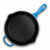 Сковорода Le Creuset с желобом чугунная, эмалированная, синяя, 26 см Сковорода Le Creuset с желобом чугунная, эмалированная, синяя, 26 см на VALLES.TOP