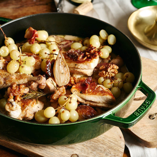 Сотейник STAUB с крышкой, диаметр 28 см на VALLES.TOP