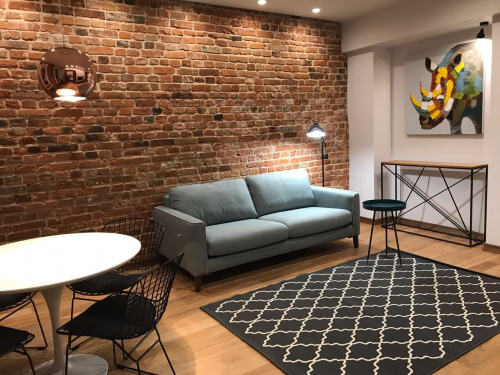 Консоль Intelligent Design Wilson line black светлый дуб на VALLES.TOP