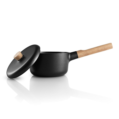 Сотейник EVA SOLO с крышкой Nordic Kitchen, с антипригарным покрытием Slip-Let, размер 16 см, 1,5 л на VALLES.TOP