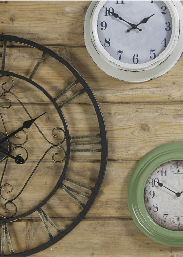 Часы в белой раме Highcliffe Briers на VALLES.TOP