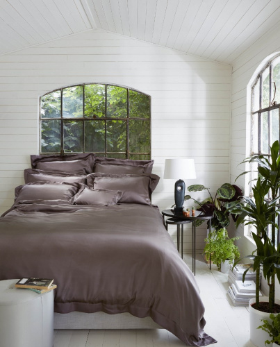 Простынь Gingerlily Flat Sheet шелковая, шоколадная, 280х310 см на VALLES.TOP