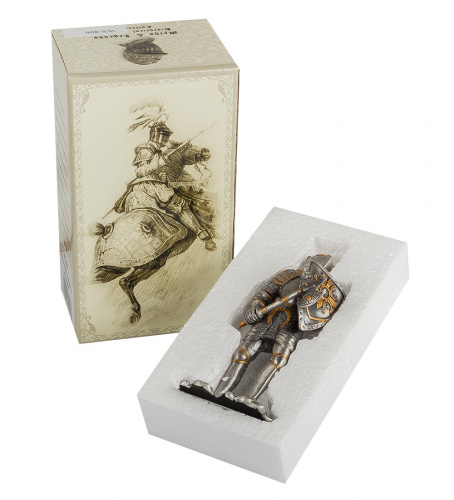 Статуэтка Veronese Воин с секирой WS-806 на VALLES.TOP