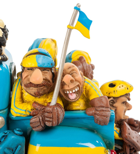 SCAR-95 Машина W.Stratford "Ukraine Road Trip" на VALLES.TOP