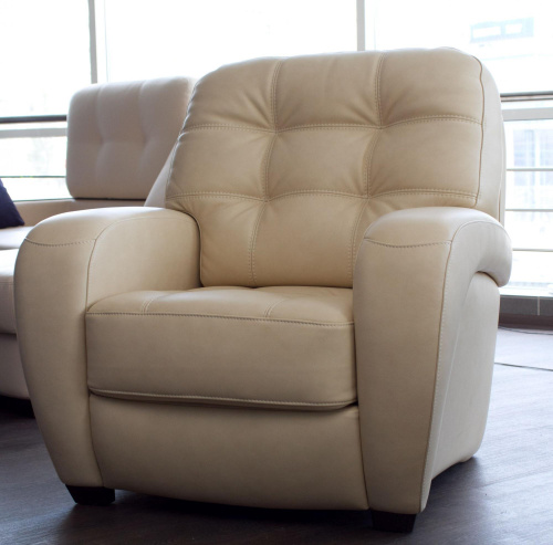 Кресло Форсайт от Britannica на VALLES.TOP