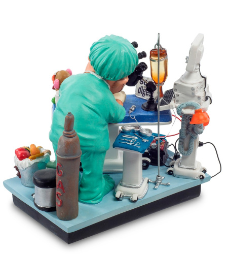 Статуэтка The Comical World of Stratford Хирург STD-18 на VALLES.TOP