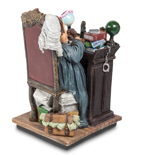 Статуэтка The Comical World of Stratford Судья STD-12 на VALLES.TOP